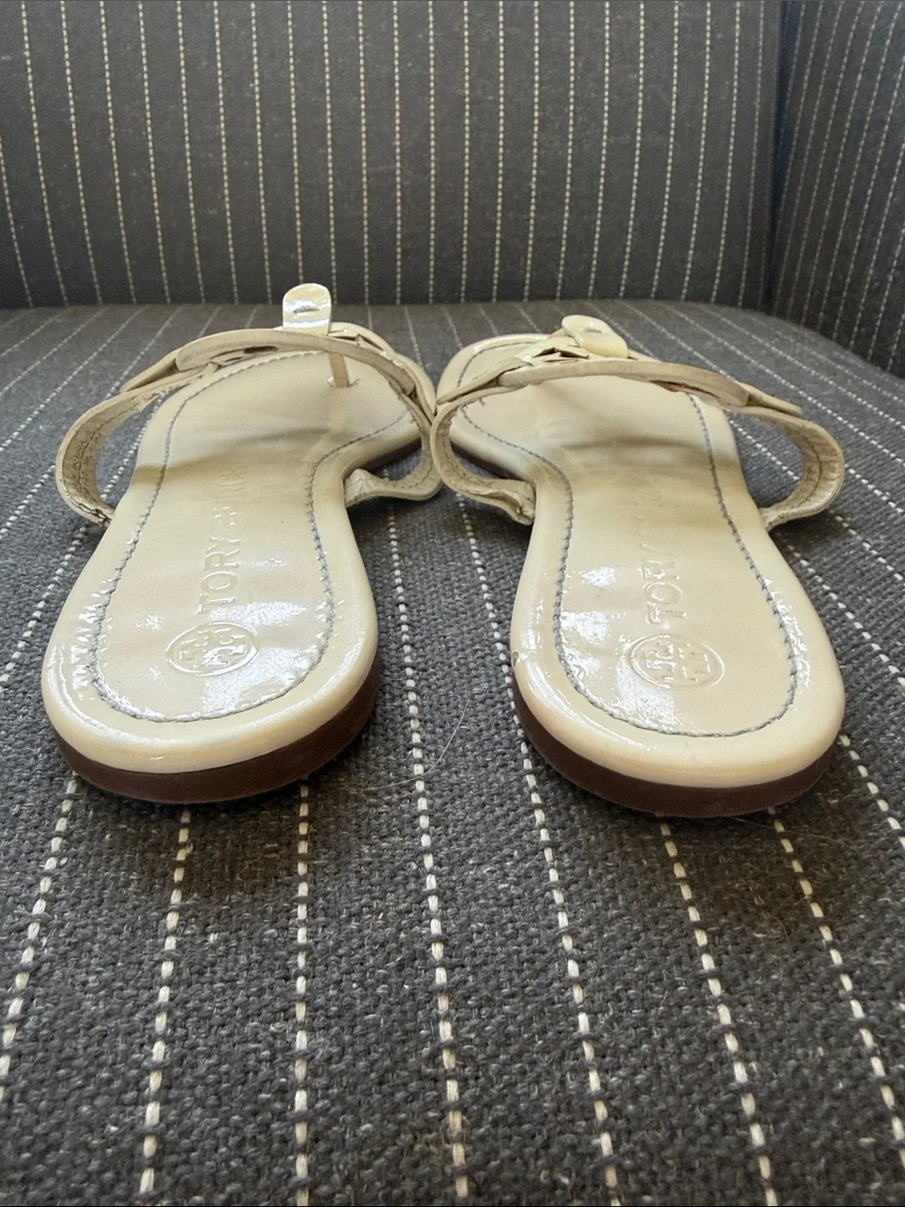 Tory Burch Miller Patent Leather Thong Sandals Ivory Size US 7.5